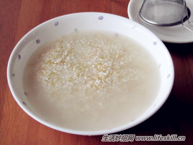 淘米水除了浇花，还有这些妙用！