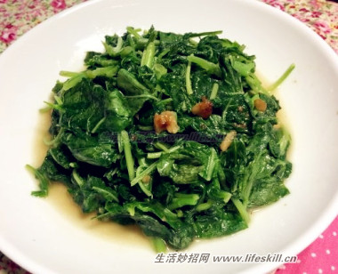 苋菜营养高，清炒时加一匙这个，香气更好！