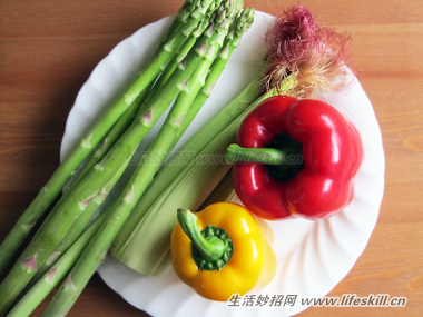 烤芦笋鲜蔬，保持外形不干皱