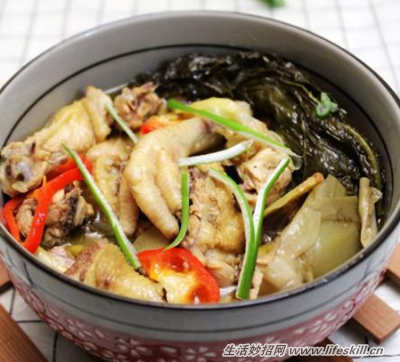 酸菜鸡的做法