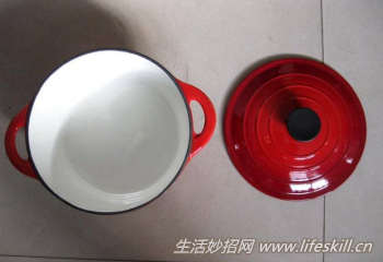 怎样去除搪瓷锅内的糊痕？