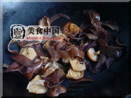 美食中国图片 - 干锅啤酒鸡