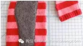 将旧毛衣改造成地板鞋