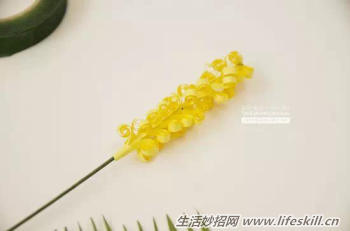 自己动手做束花，点缀美丽的家