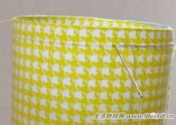 巧用矿泉水瓶制作玩具收纳筒