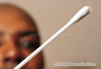 挖耳朵的小知识。看完专家说明，再也不敢乱挖了！